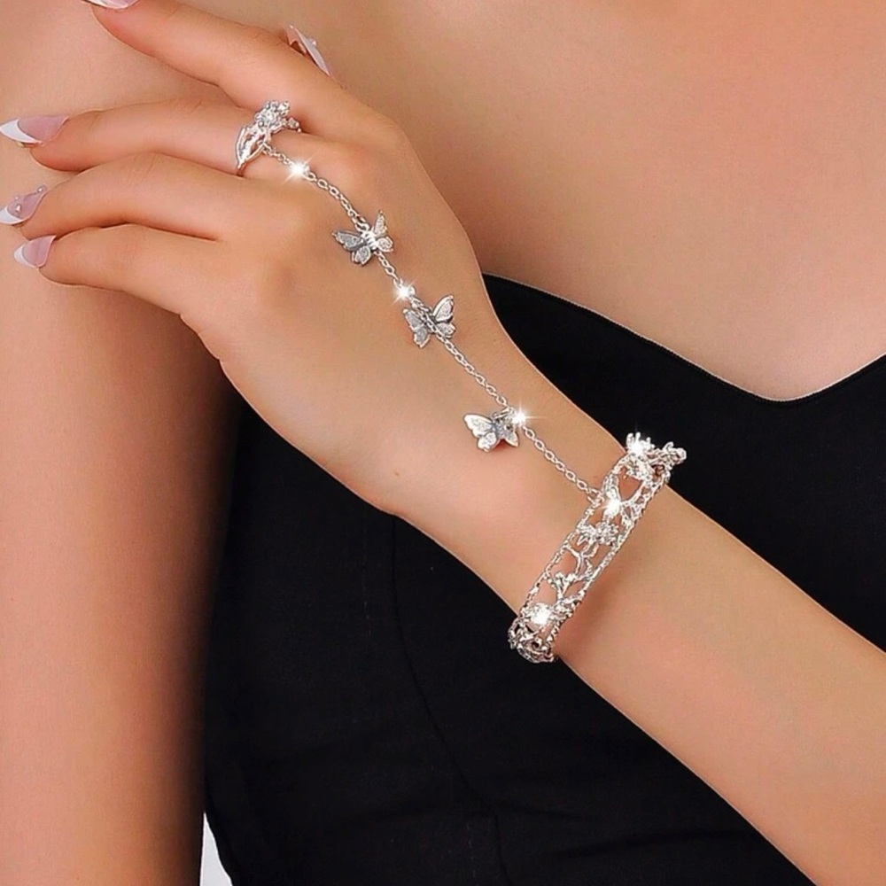 Butterfly Connected Finger Ring Bracelet